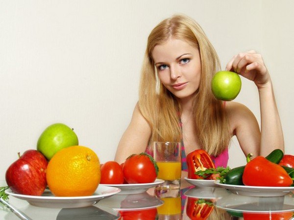 Wie man den Bauch und die Seiten für eine Woche reinigt - Übungen